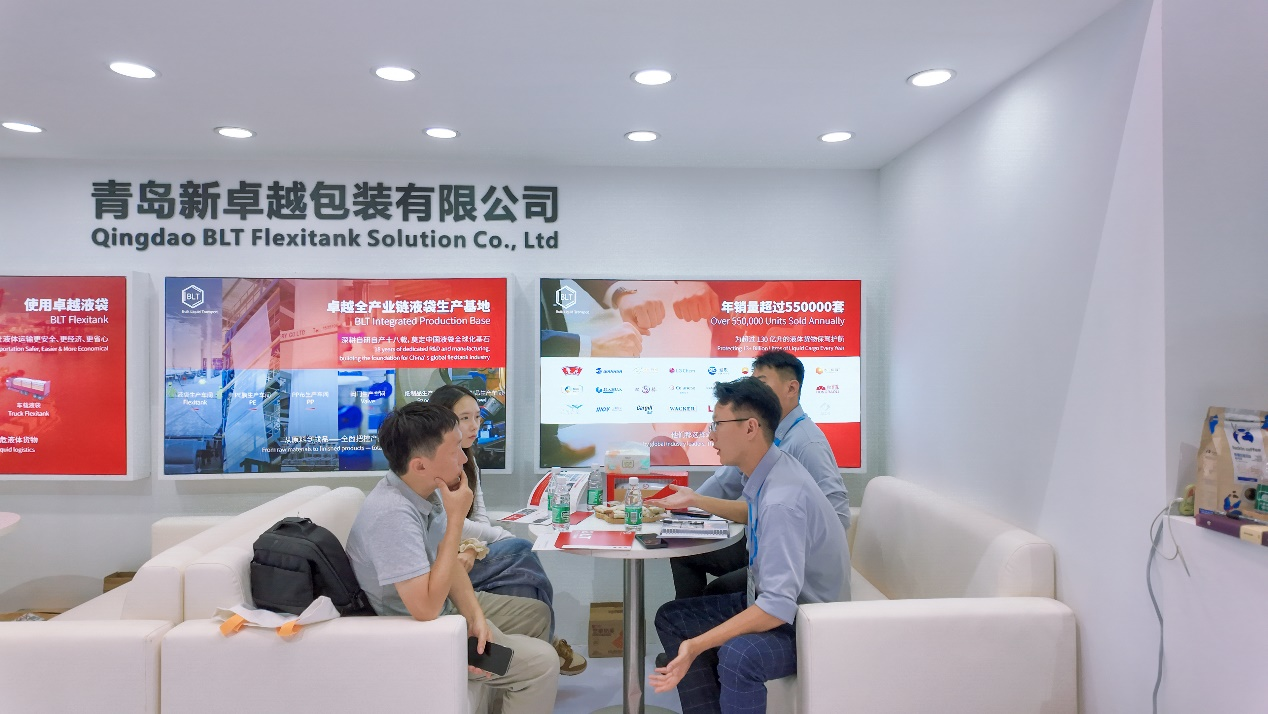 flexitank-10.png flexitank-10.png